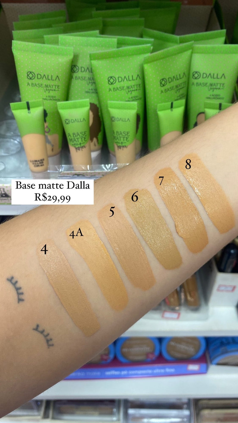 BASE MATTE VEGANA - DALLA MAKEUP